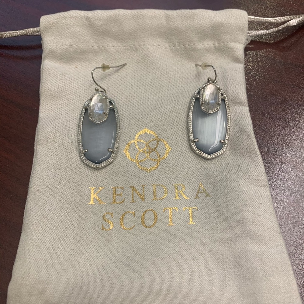 Kendra Scott Elle drop earrings in Slate Gray